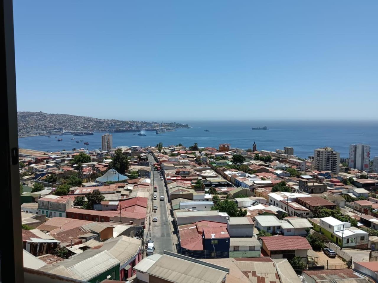 Hermoso Departamento Vista Al Mar Con Wifi, 3 Camas, 2 2 Banos, Piscina Y Estacionamiento Valparaíso